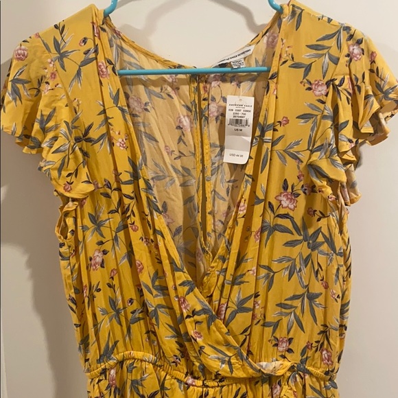 Yellow Floral American Eagle Romper - Picture 4 of 4